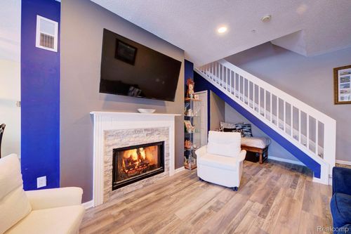 49966 Plymouth Way, Plymouth, MI, 48170-6420 | Card Image