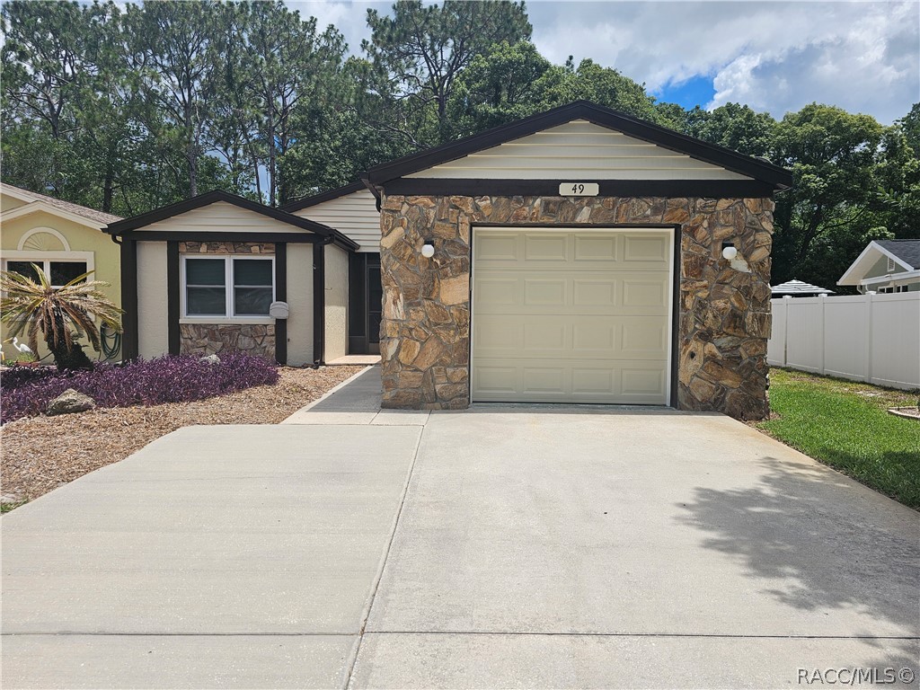 Jamaica St, Homosassa, FL 34446