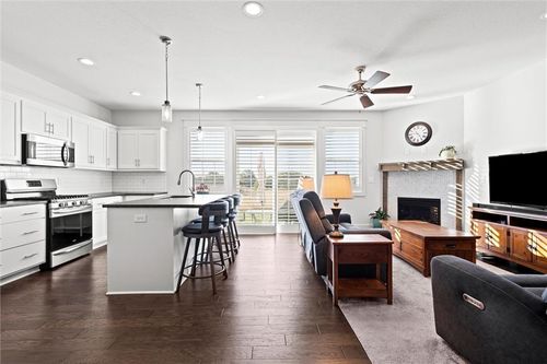 22a-21373 W 117th Ter, Olathe, KS, 66061-5772 | Card Image