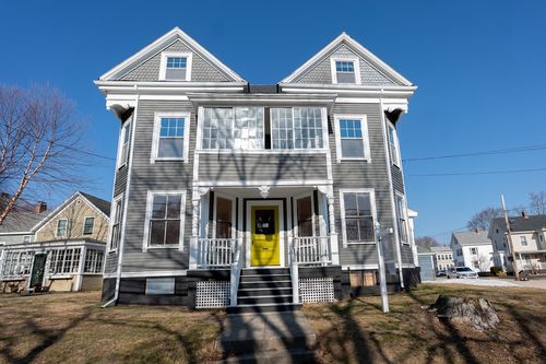 21 Congress St, Amesbury, MA, 01913-2625 | Card Image