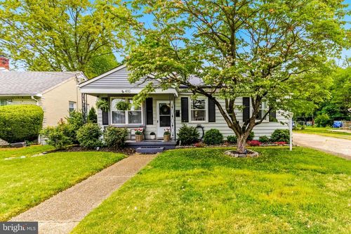 410 W Red Bank Ave, WEST DEPTFORD, NJ, 08096-1452 | Card Image