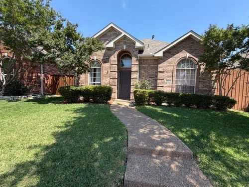 3021 Silver Springs Ln, Plano, TX, 75025-3945 | Card Image