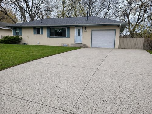 6367 Zinnia Lane N, Maple Grove, MN, 55311 | Card Image