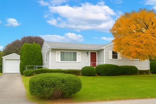 342 Mail Coach Rd, Portsmouth, RI, 02871-1008 | Card Image