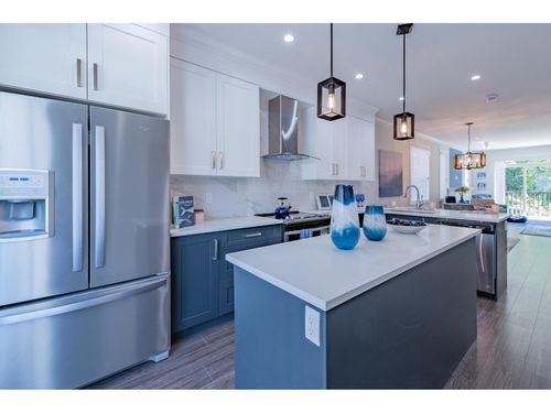 {{alt}} | Card Image