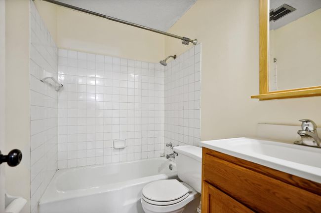 APT-103 - 5315 Minnehaha Ave, Condo with 2 bedrooms, 1 bathrooms and null parking in Minneapolis MN | Image 11