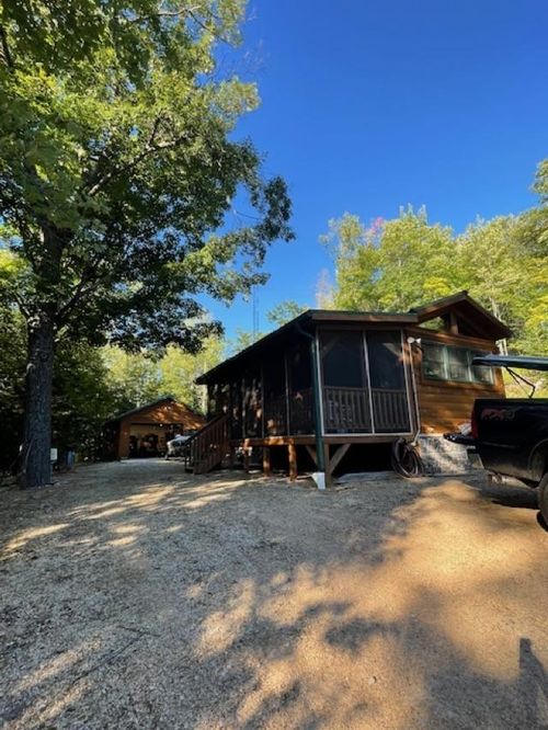 N5877 Sawyer Lake Rd, White Lake, WI, 54491-9548 | Card Image