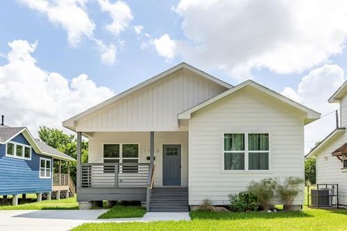 1753 Pasadena St, Houston, TX, 77023-2522 | Card Image