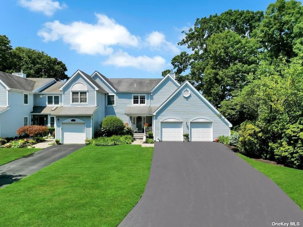 Mountain Ridge Dr, Mount Sinai, NY 11766