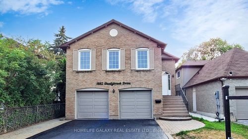 1882 Shadybrook Dr, Pickering, ON, L1V3A8 | Card Image