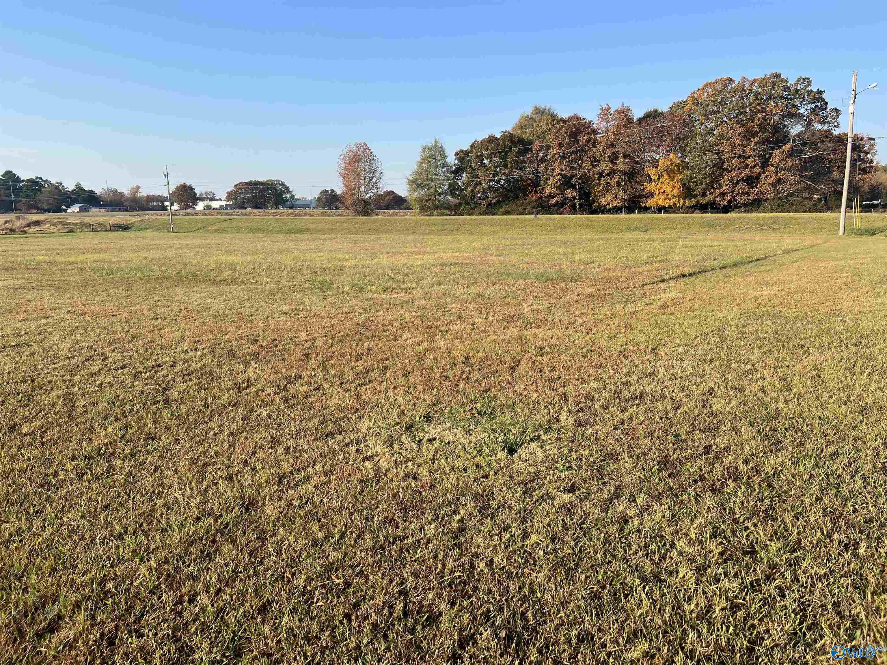 Monroe St, Athens, AL 35611