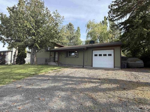 1007 Cedar Ave, Moscow, ID, 83843-8400 | Card Image