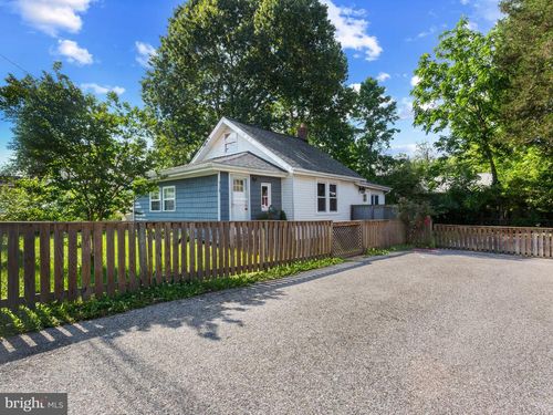519 Highland Dr, EDGEWATER, MD, 21037-2929 | Card Image