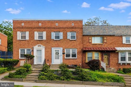 2446 Brookwood St, HARRISBURG, PA, 17104-2111 | Card Image