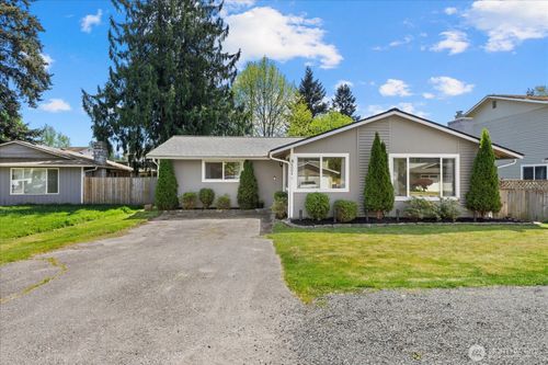 6004 99th St Ne, Marysville, WA, 98270-2446 | Card Image