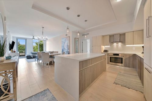 214-111 Se 1st Ave, Delray Beach, FL, 33444-3676 | Card Image