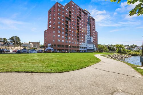 unit-119-750 Davol St, Fall River, MA, 02720-1015 | Card Image