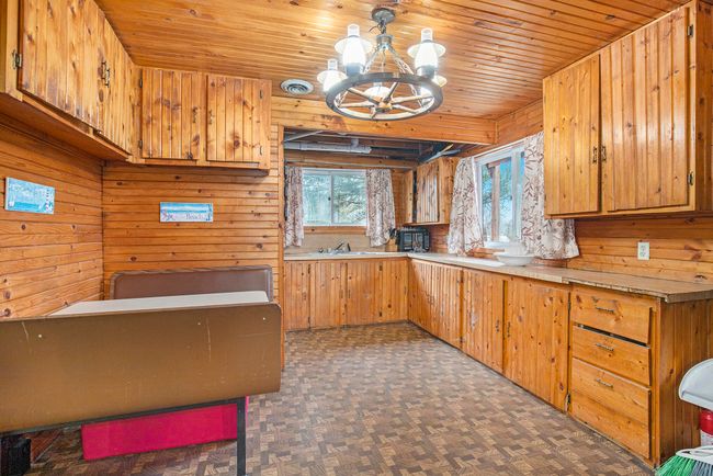 lower level kitchen | Image 16