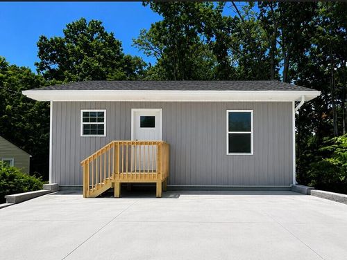 2984 Ashley St, Kingsport, TN, 37664-3804 | Card Image