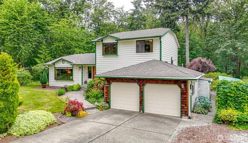 27813 187th Ave Se, Covington, WA, 98042-5459 | Card Image