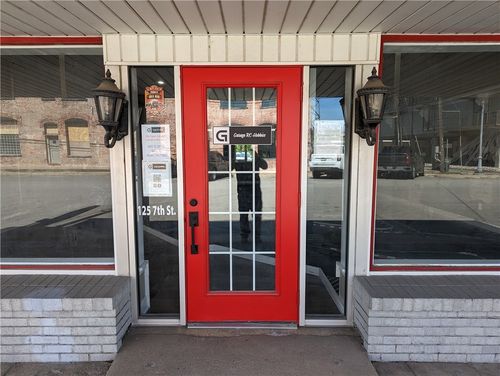 125 7th St, Somerville, TX, 77879 | Card Image