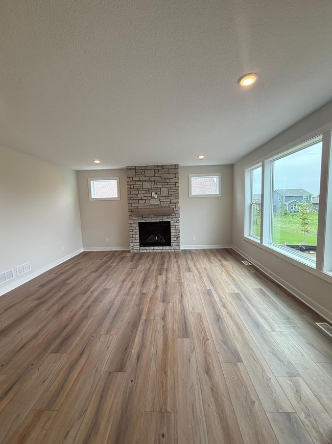Main Level Living Room | Image 27