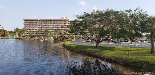 305-250 Jacaranda Dr, Plantation, FL, 33324-2521 | Card Image