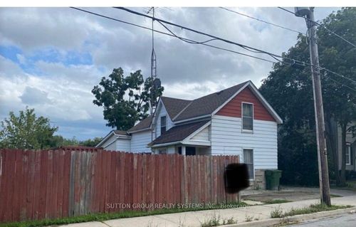 392 Pearl St, Milton, ON, L9T1M8 | Card Image