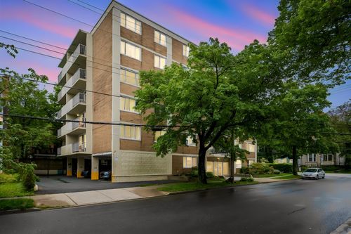 404-990 Mclean Street, Halifax, NS, B3H2V1 | Card Image