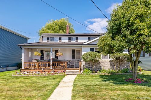 8107 Anchor Bay Dr, Clay, MI, 48001-3523 | Card Image