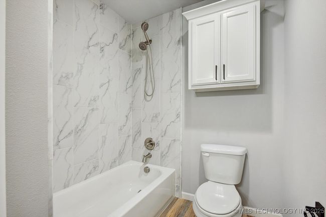 2nd Full bath | Image 30