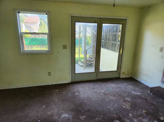 315 Mcomber St, House other with 2 bedrooms, 1 bathrooms and null parking in Dowagiac MI | Image 17