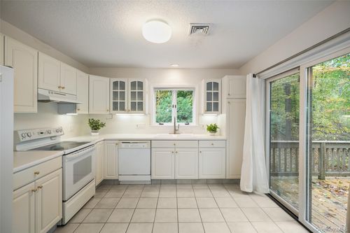 a-711 Heritage Hills Dr, Somers, NY, 10589 | Card Image