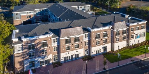 53-663 Springfield Ave, Berkeley Heights, NJ, 07922-1094 | Card Image