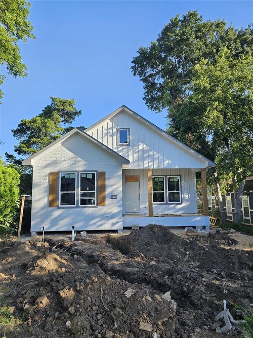 610 Lettie St, Richmond, TX, 77469-2816 | Card Image