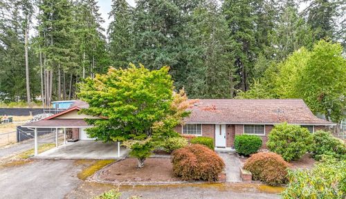17407 36th Ave E, Tacoma, WA, 98446-1352 | Card Image