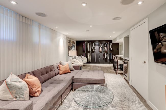 4 Tinder Cres, House other with 4 bedrooms, 2 bathrooms and 4 parking in North York ON | Image 22