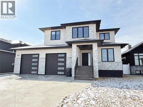 150 Delaet Dr, Weyburn, SK, S4H3B9 | Card Image