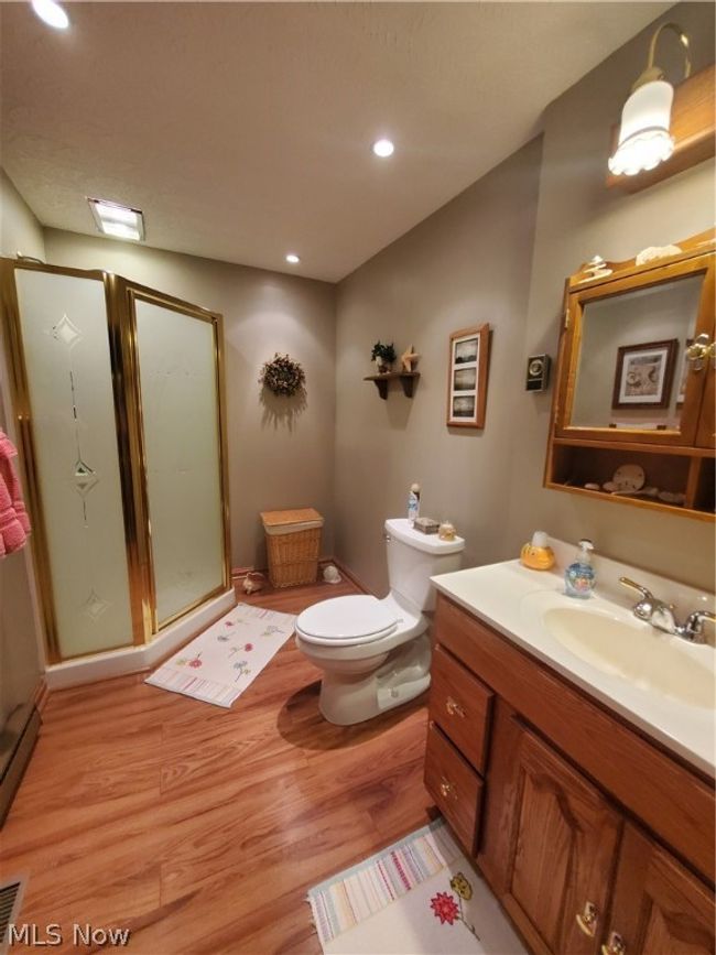 1729 W Hosom Road Nw, Sold in Malta Zoocasa