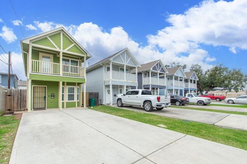 404 Spooner St, Pasadena, TX, 77506-2237 | Card Image