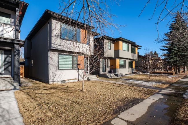 5228 Bowness Road Nw, Home with 4 bedrooms, 3 bathrooms and 2 parking in Calgary AB | Image 2