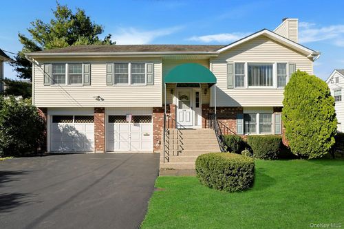 159 Prospect Ave, Valhalla, NY, 10595-1830 | Card Image