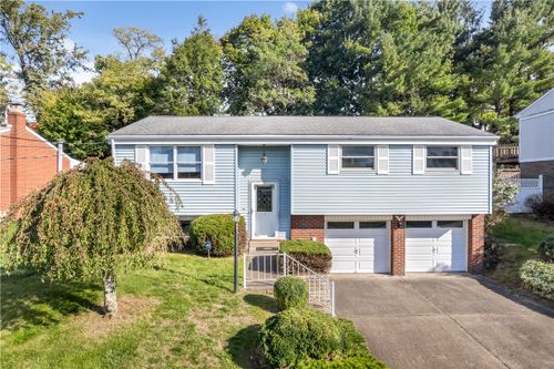 129 Mallard Dr, Kennedy Twp, PA, 15136 | Card Image