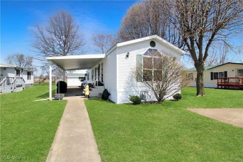 43 E Bass Cir, Marblehead, OH, 43440-9704 | Card Image