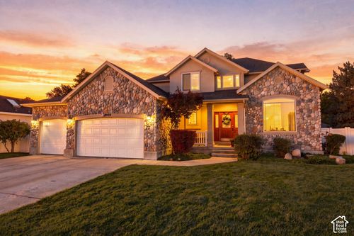 5058 S 1045 E, Murray, UT, 84117-6676 | Card Image
