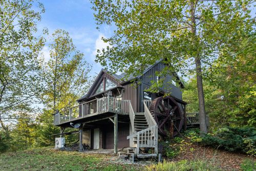 1632 Red Lick Rd, Berea, KY, 40403-9811 | Card Image