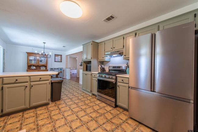 103 Irvin Ln, House other with 3 bedrooms, 2 bathrooms and null parking in Mt Vernon TX | Image 14
