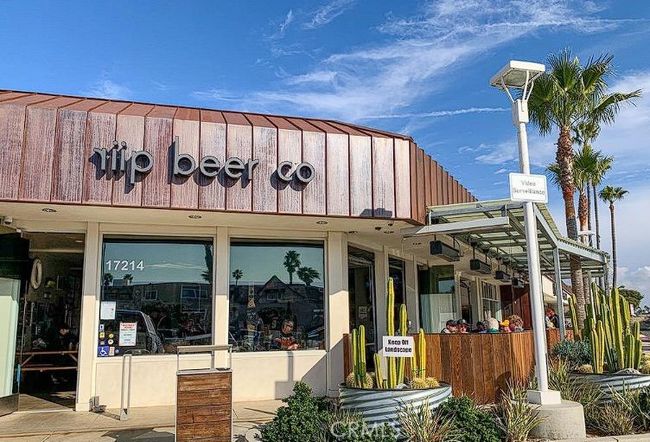 Just a short stroll away, RIP Pizza and Beer serves up some of the best pizza and craft brews in the area. | Image 69