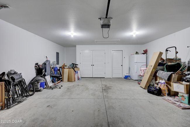 710 Wisteria Ln, House other with 4 bedrooms, 3 bathrooms and null parking in Carl Junction MO | Image 52