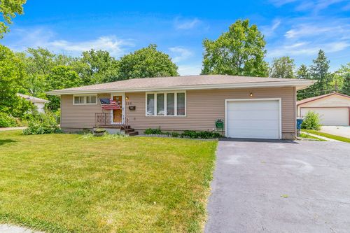 556 W River St, Bourbonnais, IL, 60914-1842 | Card Image